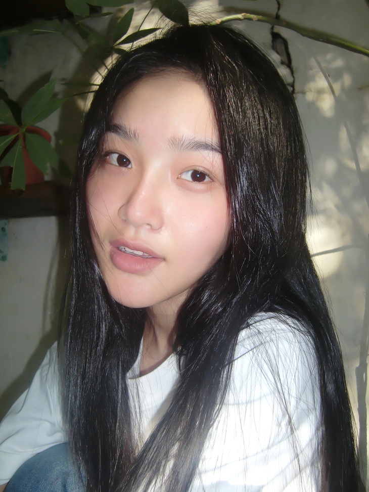 Nữ diễn viên khoe gương mặt mộc không tì vết, xinh đẹp hút hồn