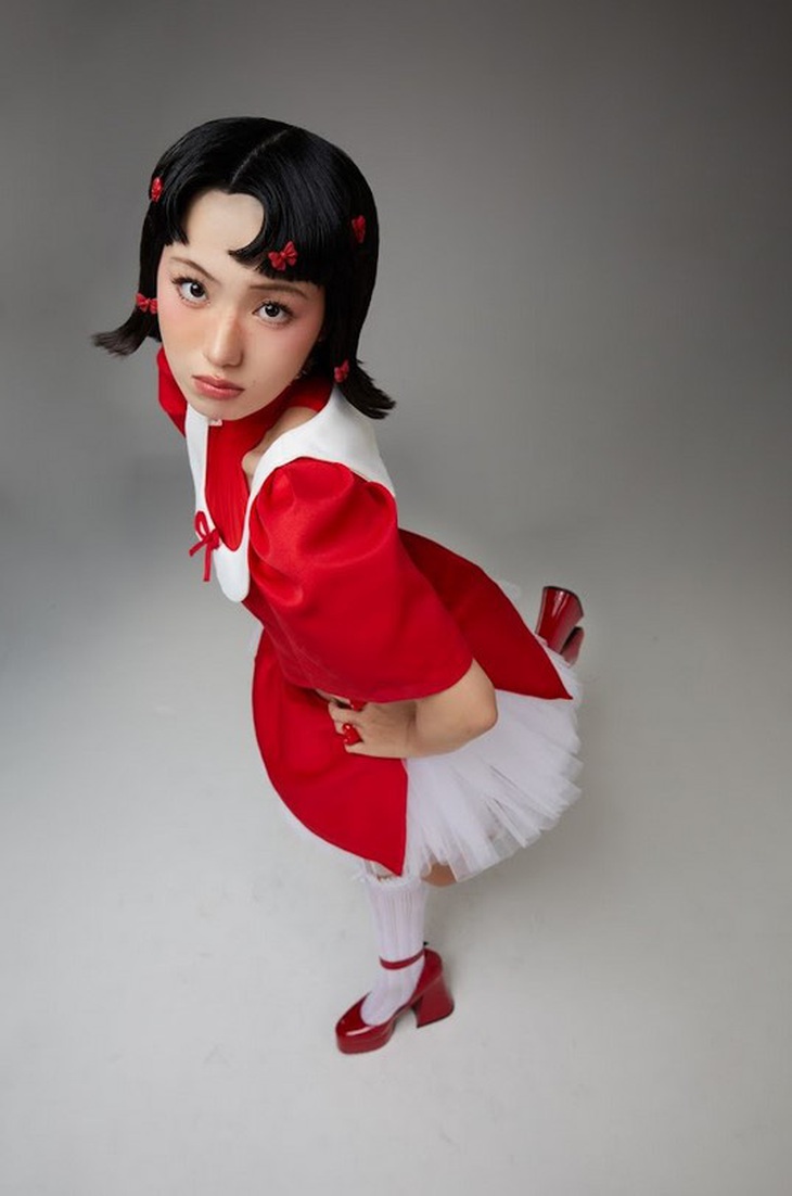 M Tú mang đến thế giới tình yêu đầy màu sắc trong album đầu tay