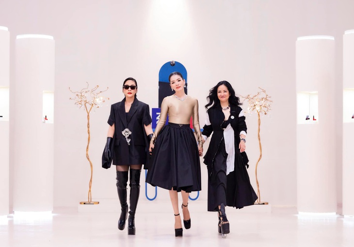 Bộ ba Mỹ Linh, Hồng Nhung và Lệ Quyên ngay từ tập đầu lên sóng đã nhận được sự quan tâm