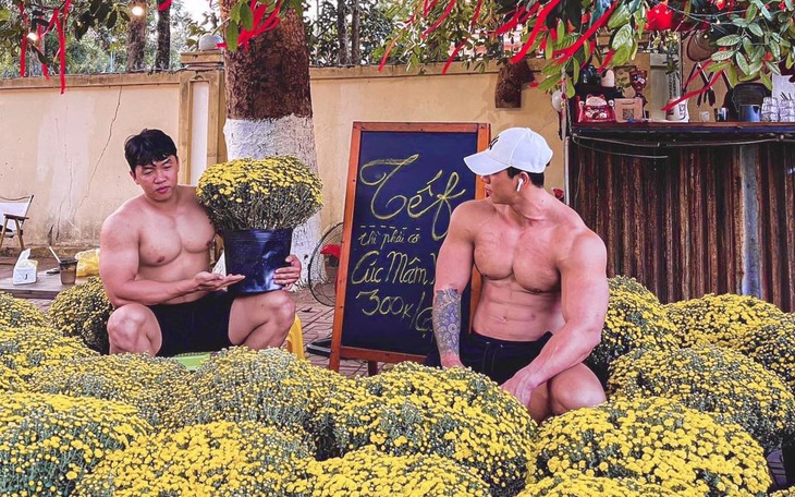 Dân mạng "lo sốt vó" cúc mâm xôi của trai đẹp 6 múi... hết hàng