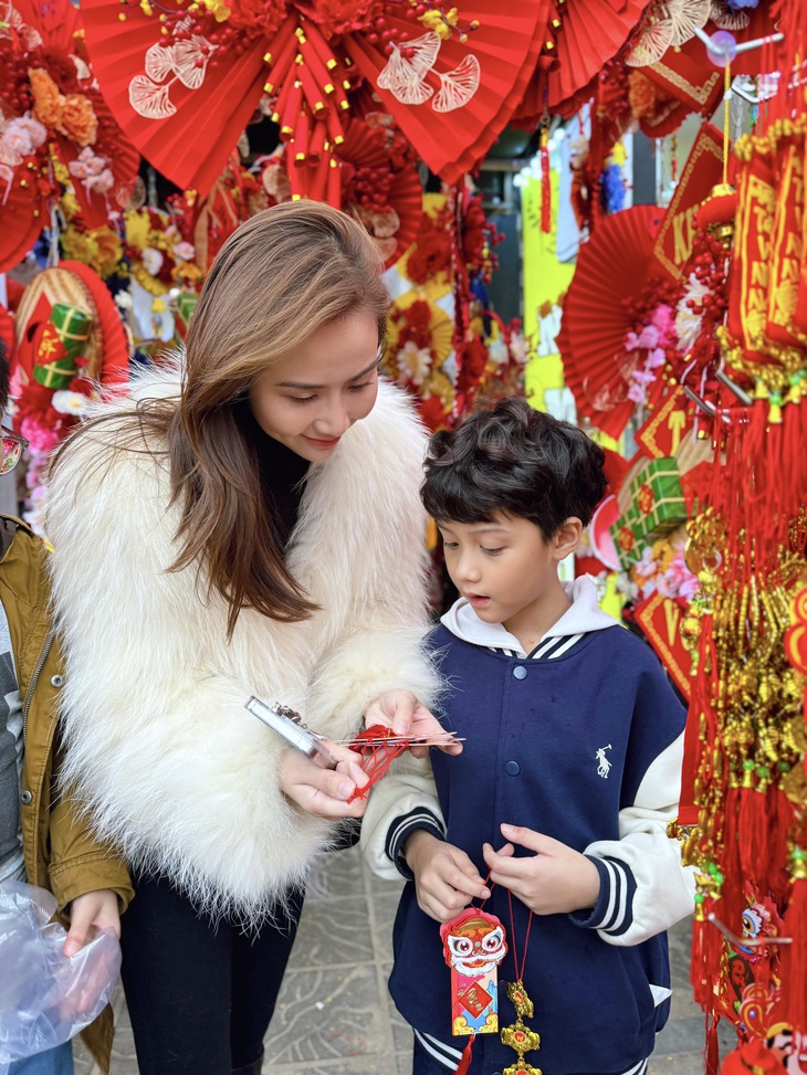 Phan Minh Huyền 'Chúng ta của 8 năm sau': Tôi thích Tết xưa hơn- Ảnh 5.