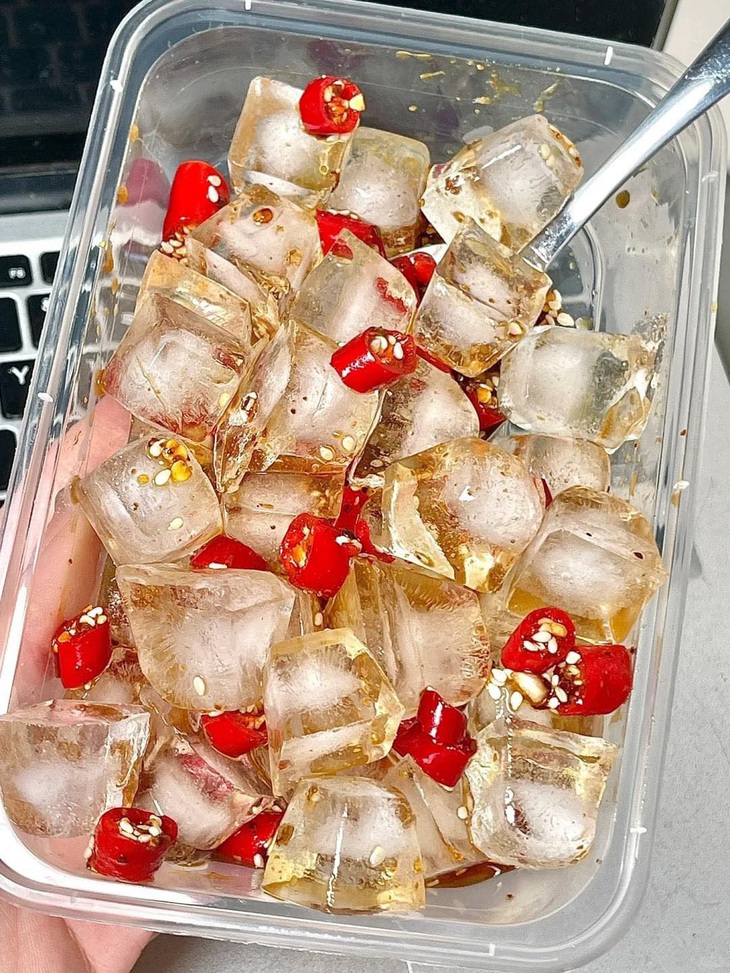 Món ăn dành cho những đứa đầu tháng đã than "hết tiền".