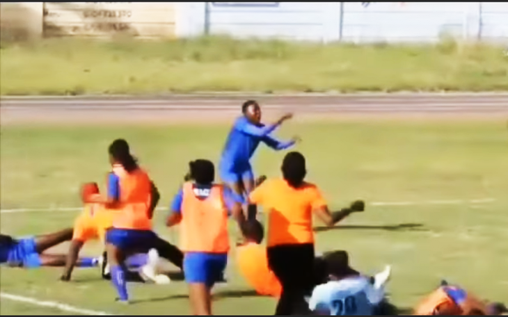 Pha ăn mừng bàn thắng 