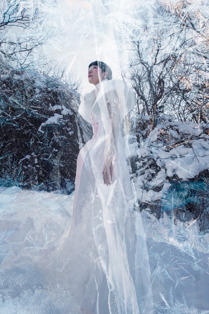 Xuân Lan cùng thế hệ người mẫu kế thừa làm việc dưới thời tiết -8 độ C- Ảnh 13.