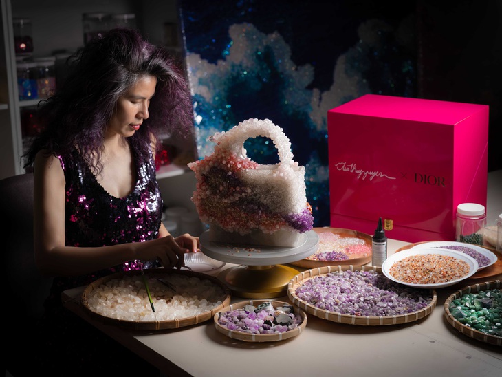 Tia-Thủy Nguyễn cùng quá trình thực hiện chiếc túi Lady Cloud