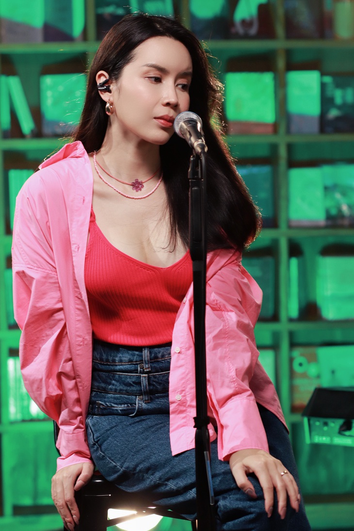 Lưu Hương Giang: “Tôi không thường nói từ giá như trong cuộc đời”