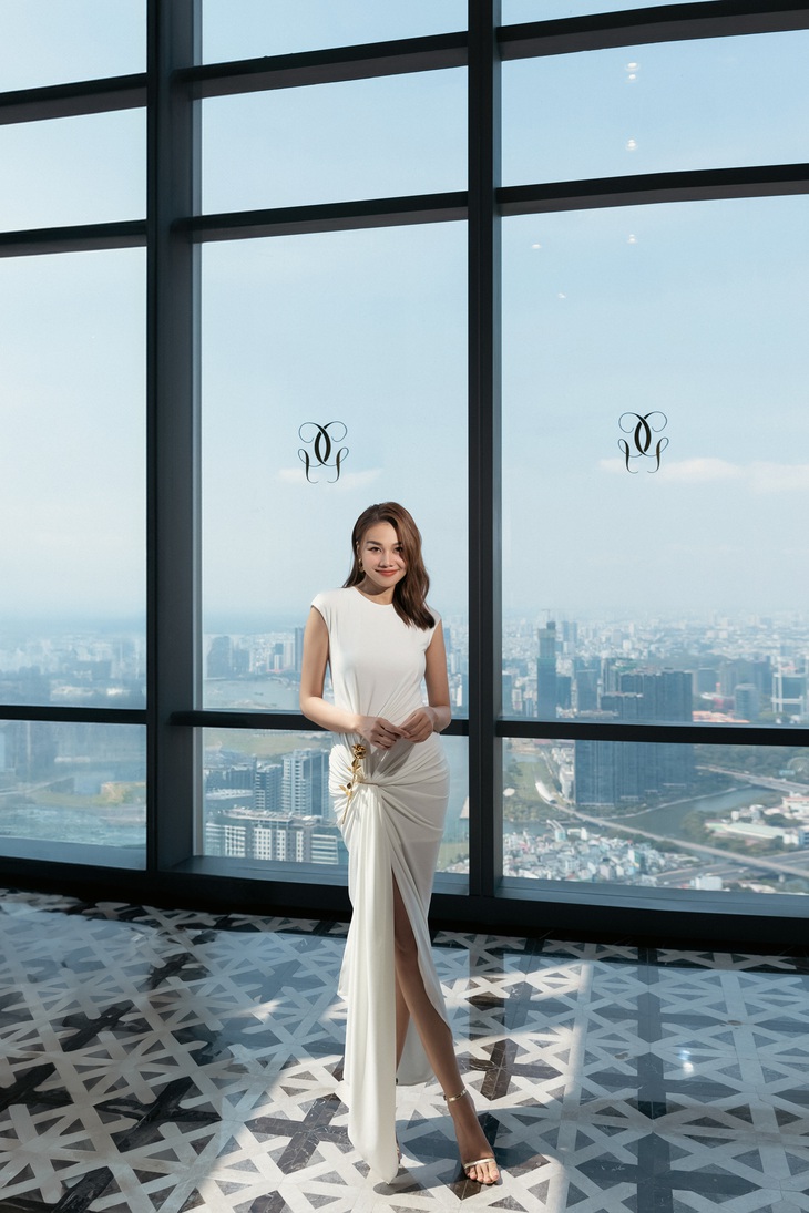 Mỹ nhân 8X cho biết cô bắt đầu trở lại công việc sau thời gian nghỉ Tết dài, tận hưởng những ngày thảnh thơi bên ông xã và gia đình.  Thanh Hằng nói cô vừa có chuyến du xuân ở Hàn Quốc, thưởng thức nhiều món ăn ngon tại Seoul.