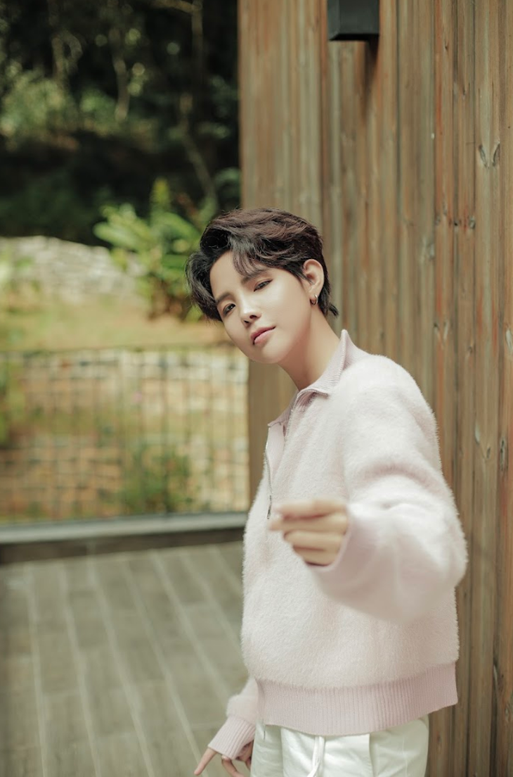 Vũ Cát Tường ra mắt “Từng là”, với lăng kính đầy biết ơn và tích cực