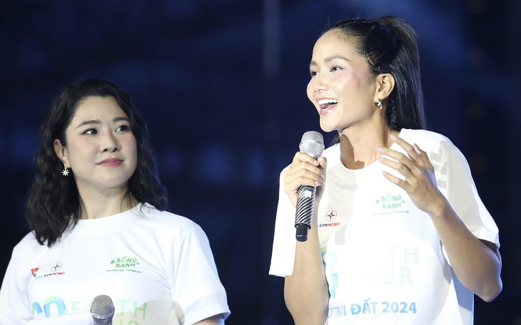 Ông xã H'Hen Niê được gọi là 'hoa vương' vì hình ảnh lầy lội này - Ảnh 3.