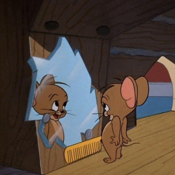 Người xinh đẹp vậy mà phải đi làm thứ hai.