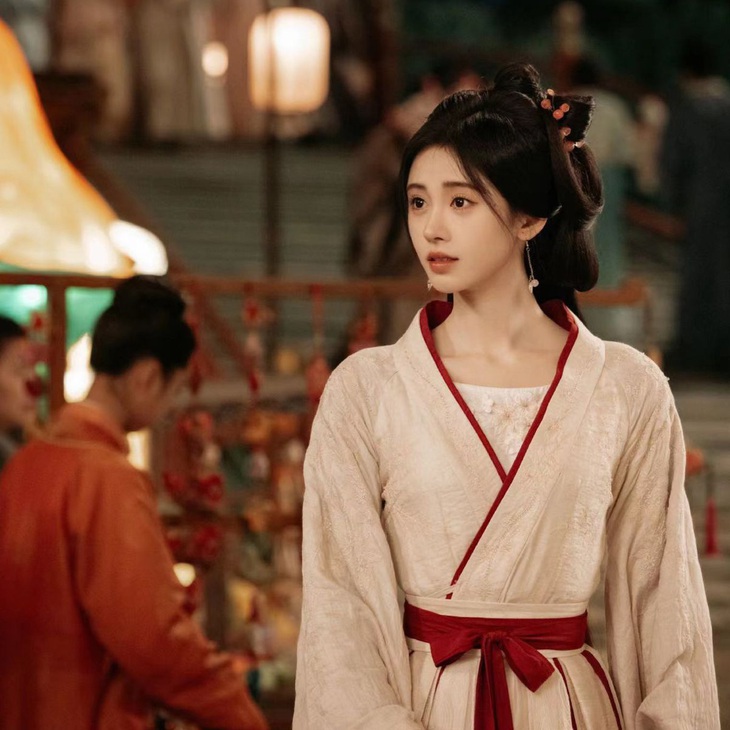 Cúc Tịnh Y lần đầu vào vai ác nữ, nhận cơn mưa lời khen