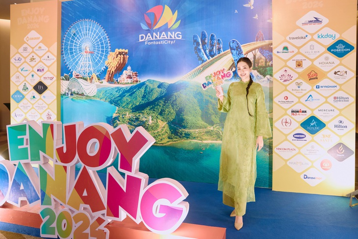 Nhan sắc ngày càng thăng hạng của hoa hậu Ban Mai