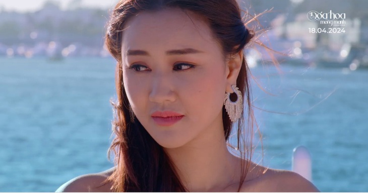 Phim Đóa hoa mong manh đi 'một vòng trái đất’ về Việt Nam ra mắt- Ảnh 3.