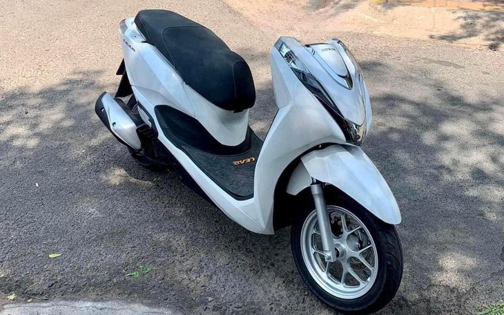 Ảnh vui 7-3: Chiếc xe bị 