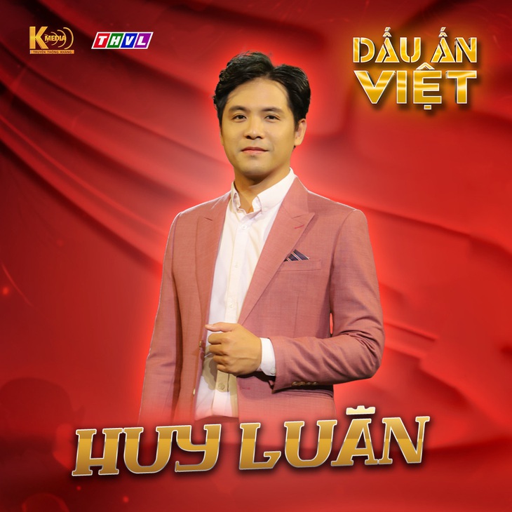 Huy Luân - Được thừa hưởng dòng máu nghệ thuật từ mẹ là NSND Kim Xuân nhưng anh lại không theo con đường diễn xuất, mà lại là tài năng của dòng nhạc tiền chiến, trữ tình. Với danh hiệu á quân “Tôi là… người chiến thắng” mùa đầu tiên, anh càng gây thiện cảm với loạt thành tích: quán quân Hát cùng mẹ yêu 2018 cùng NSND Kim Xuân, á quân Tình Bolero 2020.