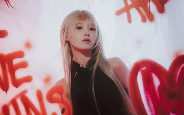 World Tour 2024 của IU 'cháy vé' trong 10 phút