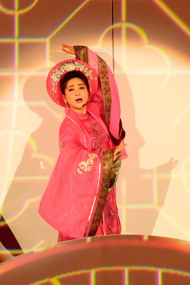 Như Huỳnh thổn thức nhắc lại chuyện tình công chúa Phất Kim- Ảnh 2.