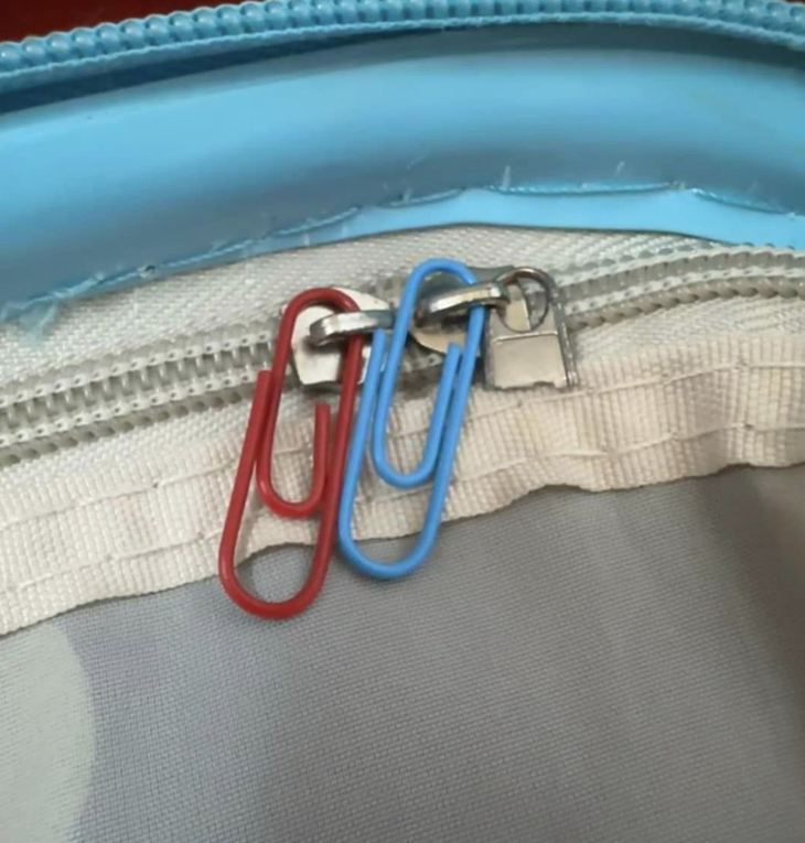 Trong cái khó nó còn cái khổ. 