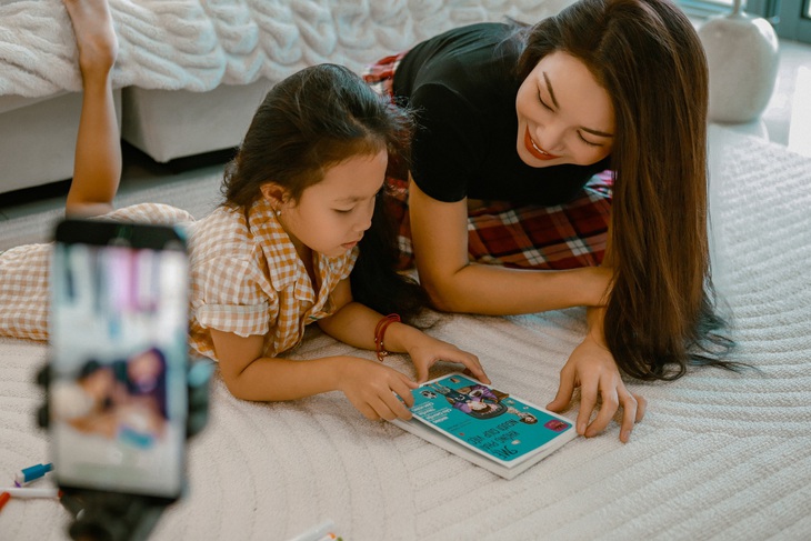 Trà Ngọc Hằng 'mách nước' bí kíp giúp con không nghiện điện thoại- Ảnh 7.