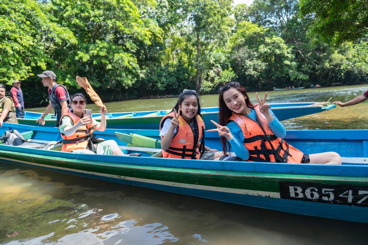 MC Anh Thơ vui như trúng số vì làm được điều này cho phụ huynh- Ảnh 14.