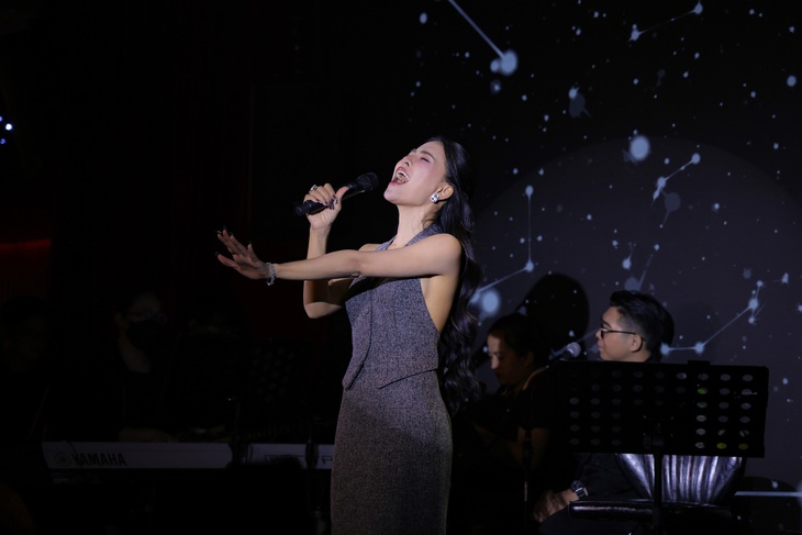 Hà Nhi gây 'bão' với Tội cho em- Ảnh 1.