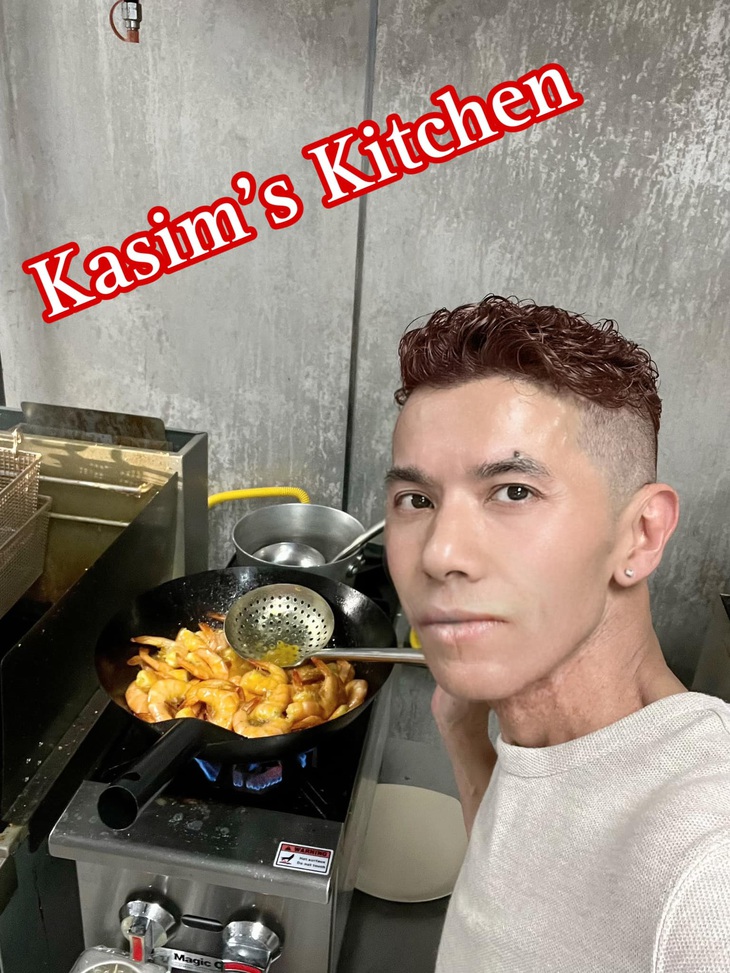 Giọng ca sinh năm 1980 tập trung kinh doanh quán ăn, chủ yếu món Việt tại Mỹ