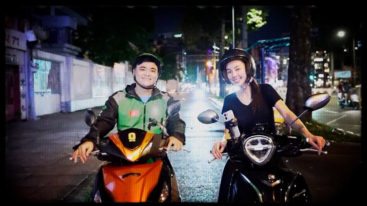 Thùy Tiên ghi điểm với hình ảnh hoa hậu giản dị, gần gũi trong show thực tế Đu đêm