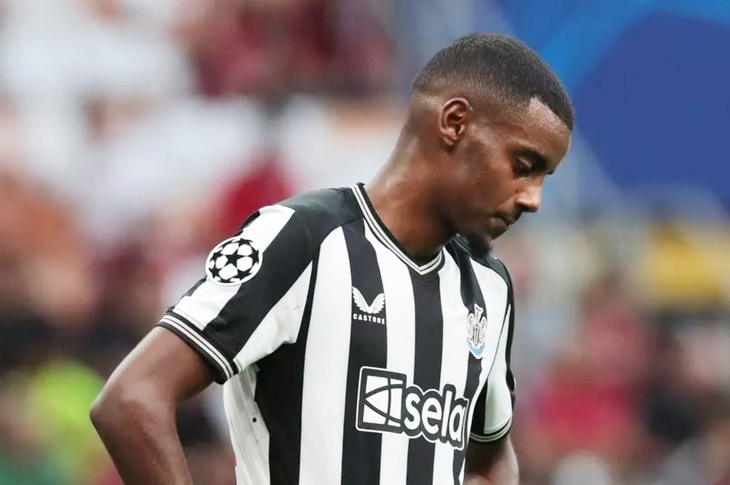 Alexander Isak là cầu thủ Ngoại hạng Anh mới nhất bị trộm 'viếng' nhà - Ảnh: Getty