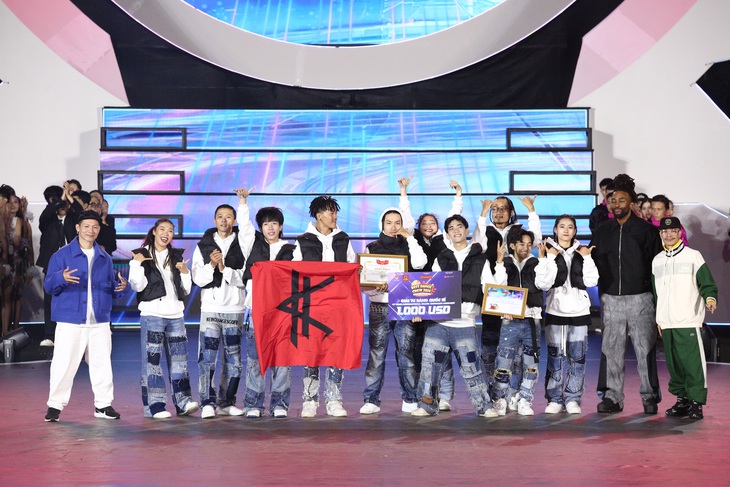 Giải tư hạng mục Showcase - Kallus