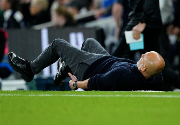 Pep Guardiola ‘té xỉu’ sau cú sút của Son Heung Min