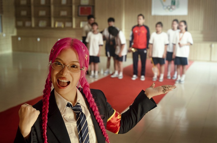 Cầm xuất hiện nổi bật trong MV “Yêu hay không yêu