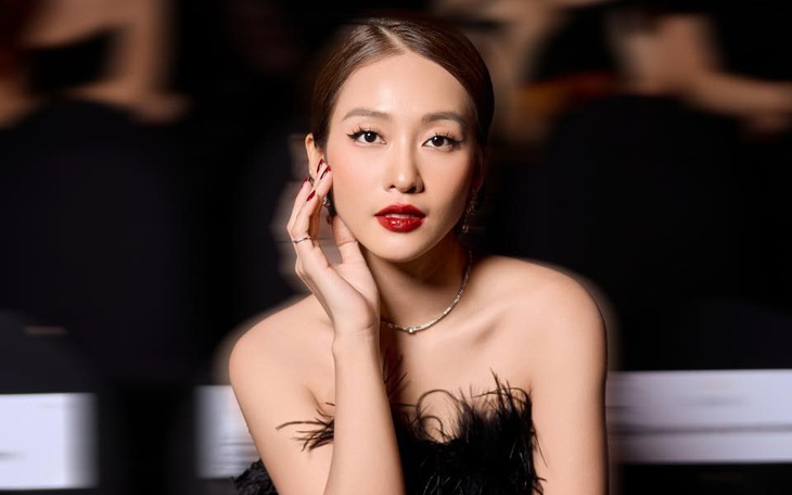 Khả Ngân gây bất ngờ khi đóng phim Việt - Ấn