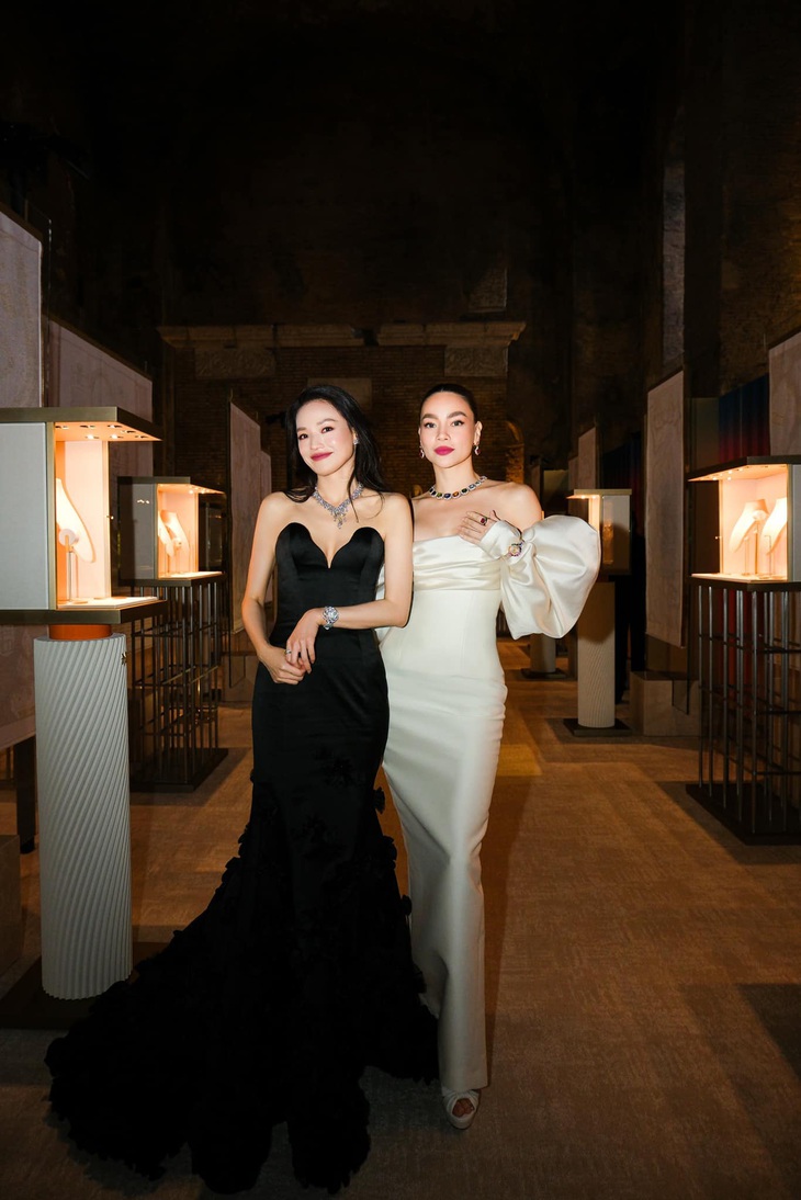 Visual sáng chói mắt của 'chị đại' Thư Kỳ ở tuổi 50- Ảnh 9.