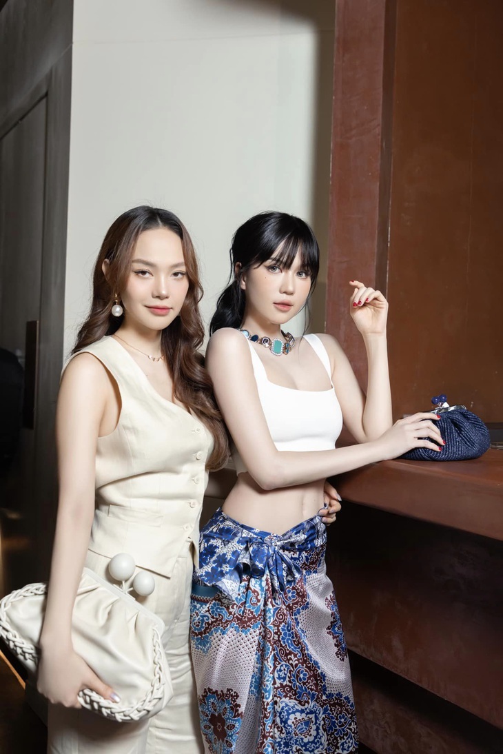 Ngọc Trinh bỗng 'hóa đá' khi gặp trai Tây- Ảnh 6.