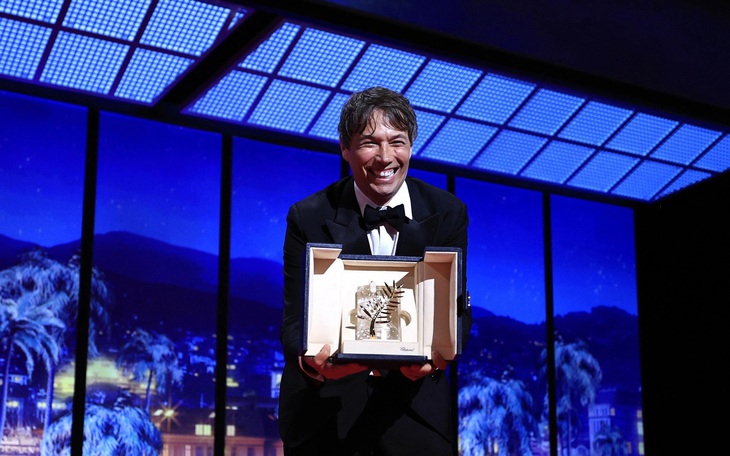 Khán giả chia phe xem phim 18+ của 'yêu tinh' Gong Yoo - Ảnh 3.