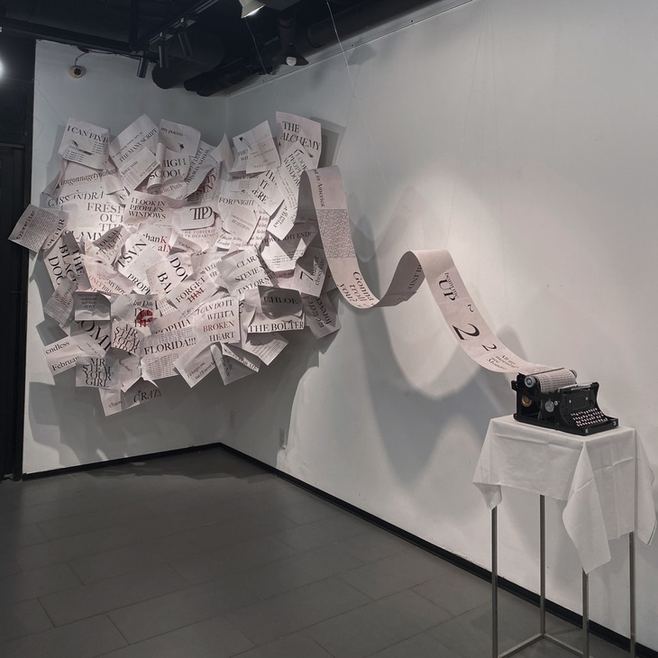 Fan Việt tổ chức triển lãm lấy cảm hứng từ album mới của Taylor Swift- Ảnh 4.