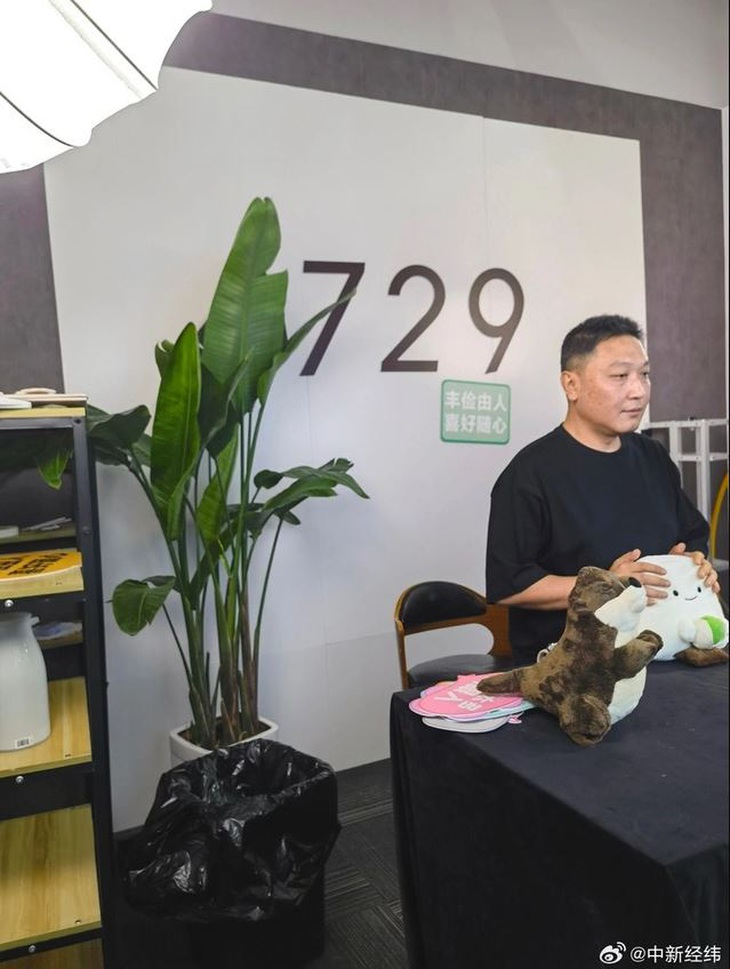 Ông Lin Sheng được phát hiện âm thầm tạo tài khoản để thực hiện livestream bán hàng.