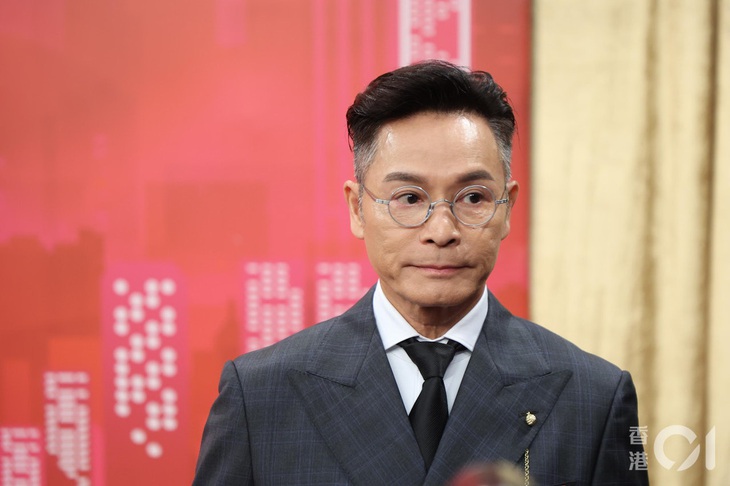 Quách Tấn An là tài tử hàng đầu TVB thập niên 1990, 2000. Anh từng gây sốt với các phim Đôi đũa lệch và Chuyện chàng Vượng.&nbsp;Anh còn tham gia loạt tác phẩm nổi tiếng như: Hồ sơ trinh sát 4, Thử thách nghiệt ngã, Nhật nguyệt thần kiếm, Thề không cúi đầu, Chiếc ly thần, Bí mật gia tộc...