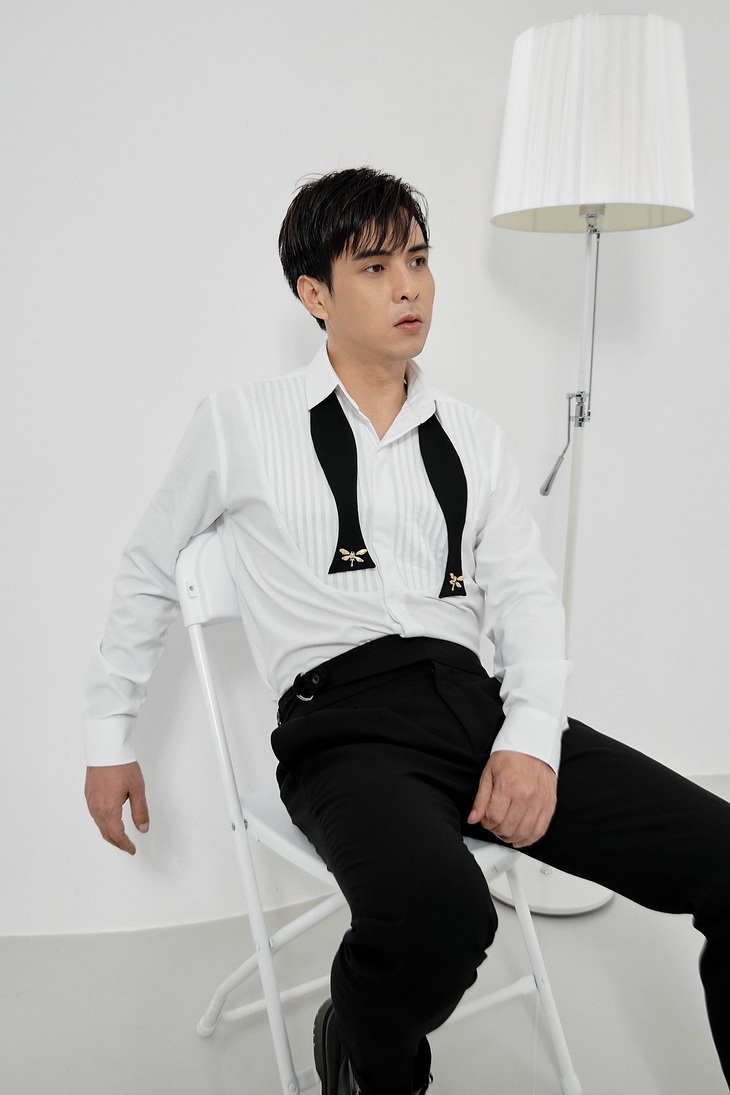 &nbsp;Hồ Quang Hiếu là giọng ca nhiều duyên phận với... thị phi&nbsp;