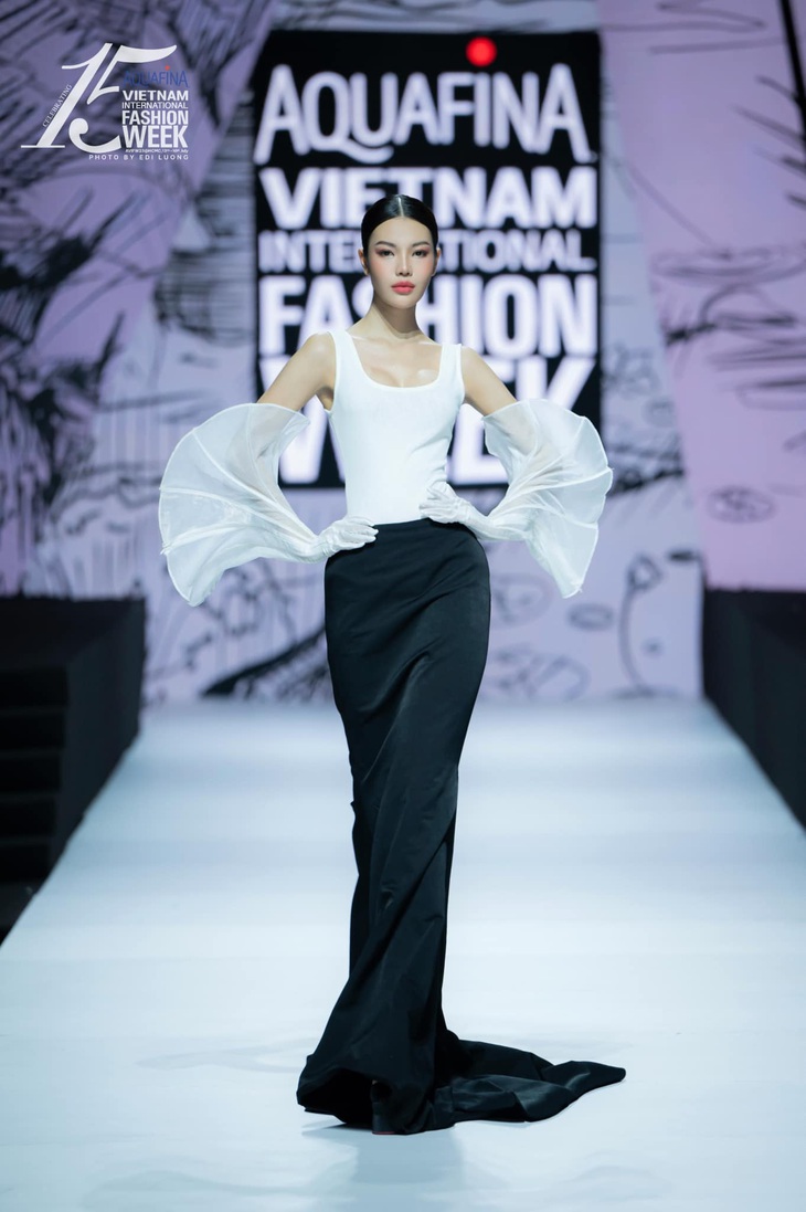 Sắc vóc của Tường San - đại diện Việt Nam thi Miss International Queen 2024- Ảnh 7.