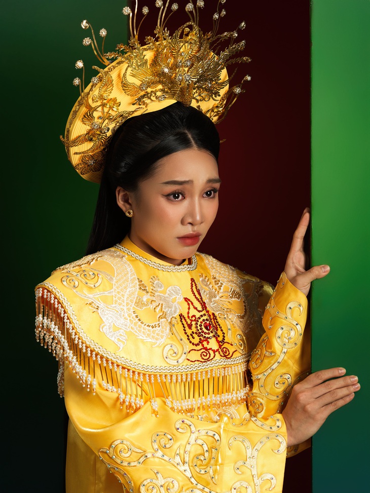 Qua phần trình diễn, Tú Tri nhận 