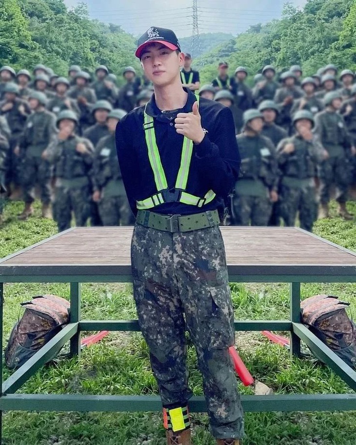 Army không hài lòng khi HYBE tự ý thay đổi kế hoạch sự kiện Free huge mà Jin (BTS) lên ý tưởng dành tặng fan