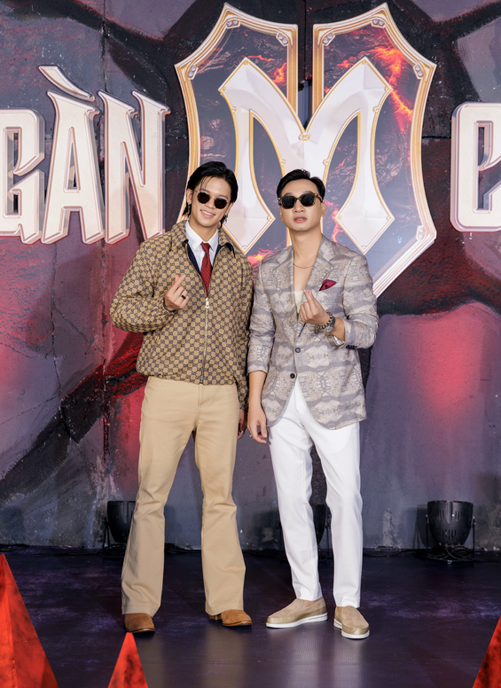 MC Thành Trung (phải) cùng (S)trong Trọng Hiếu