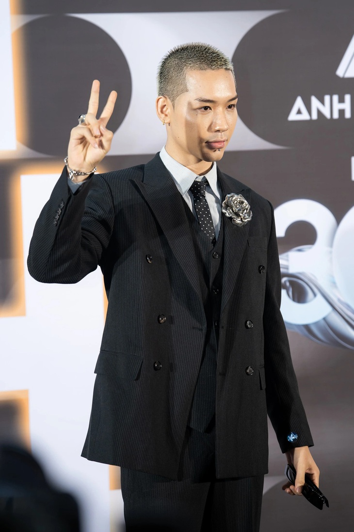 WEAN cá tính, cool ngầu