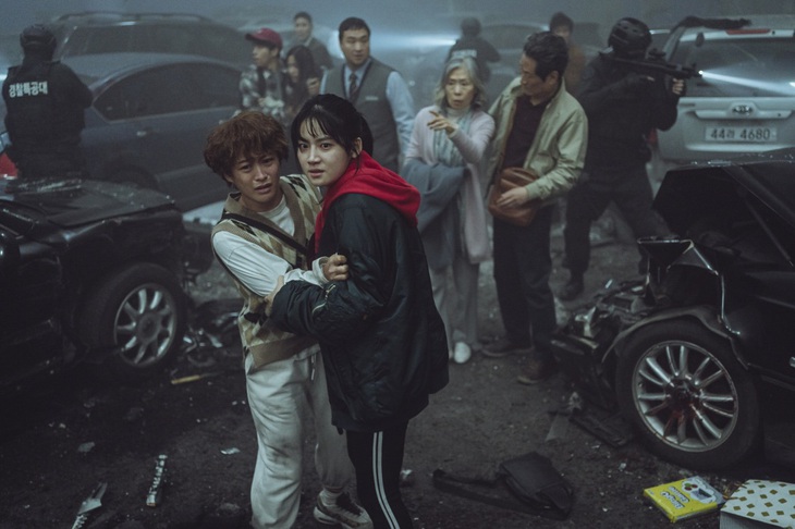 Dàn nhân vật tái hiện một xã hội Hàn Quốc thu nhỏ