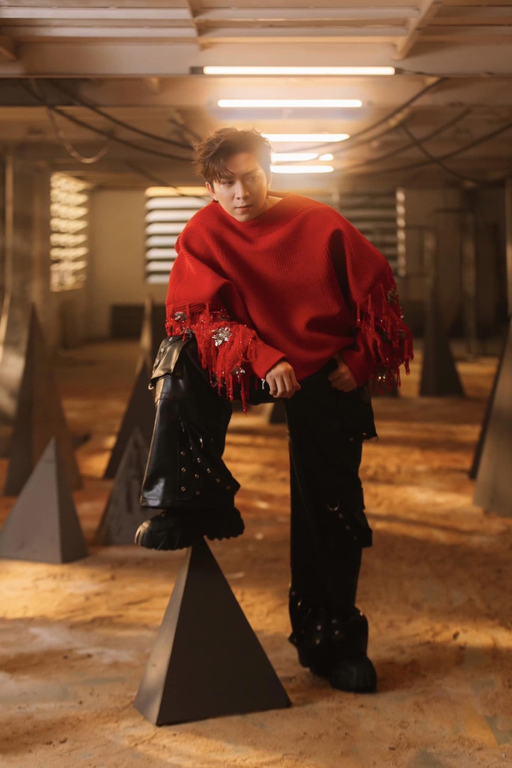 'Anh tài' Tăng Phúc vắng mặt tại họp báo công bố dự án của mình