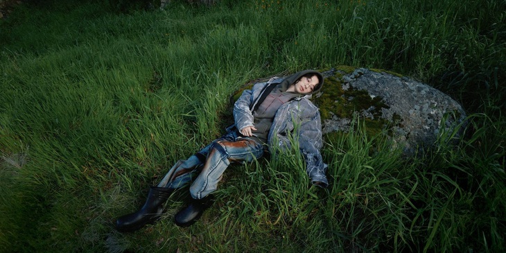 Keshi&nbsp;với hình ảnh “nhá hàng” trên mạng xã hội.