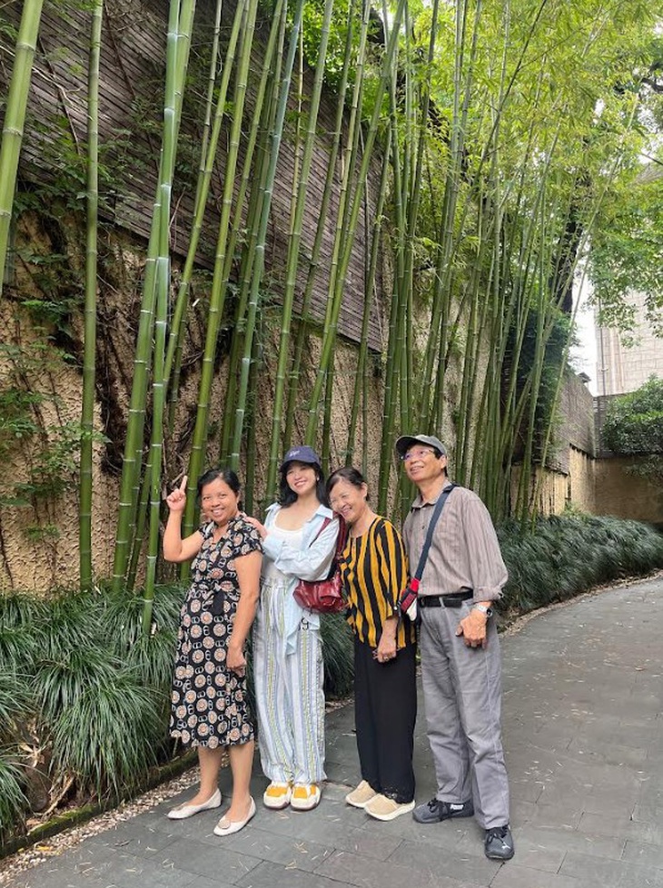 Suni Hạ Linh được tiếp thêm '200% công lực' trước ngày thi chung kết Đạp gió ở Trung Quốc- Ảnh 4.