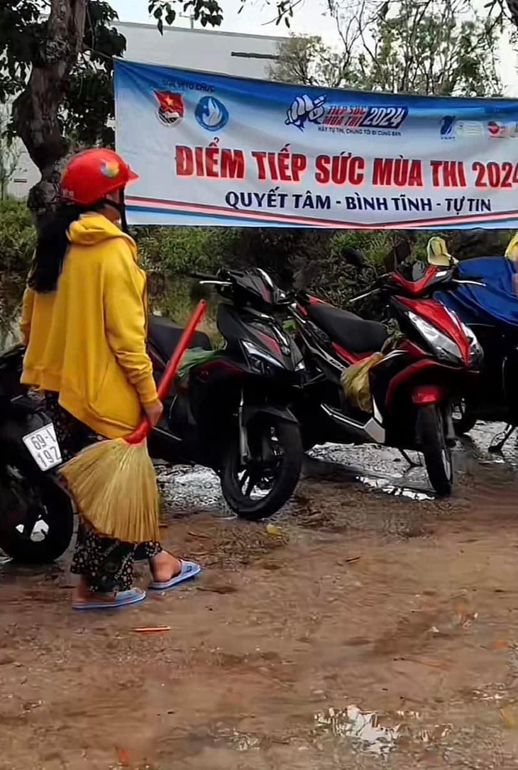 Hình ảnh khó quên: Cách để "tiếp sức" sĩ tử trong mùa thi