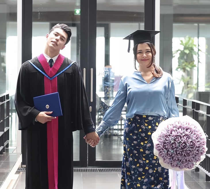 Sau chia sẻ của Nine về chuyện tình cảm, tên tuổi của mẹ anh trở thành tâm điểm của truyền thông